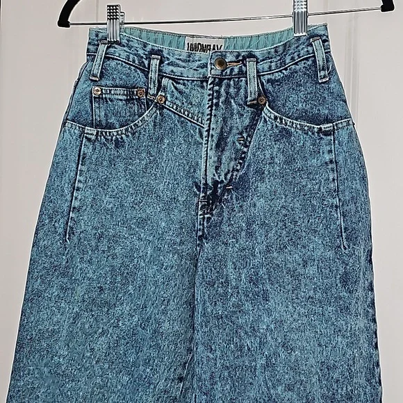 Vintage 80s Unionbay Chic Blue Acid Wash Jeans w/yoke& tapered leg Size 7x 29 - Picture 2 of 13